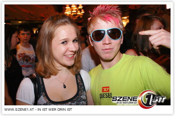 Neon Party im FiFty So geil - 