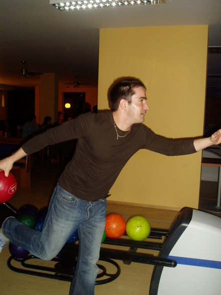 Bowling - 