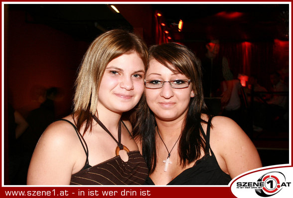 Fortgeh mit freunden in da Lava Lounge - 