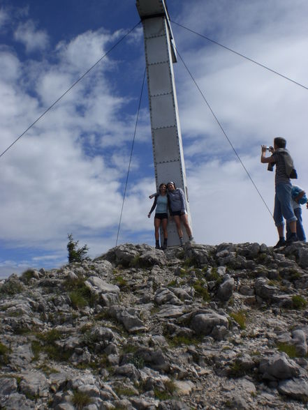 Trainingsgruppe I allein zu Haus... - 