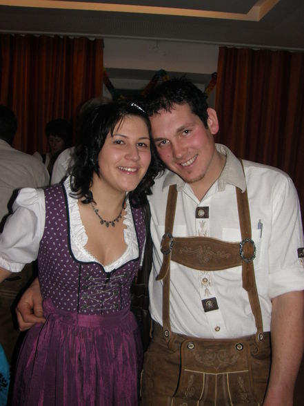 Dirndl&Lederhosen Ball - 