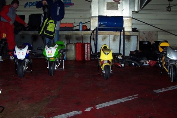 Minibikerennen in der V-MAX Halle - 