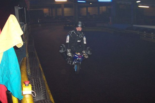 Minibikerennen in der V-MAX Halle - 