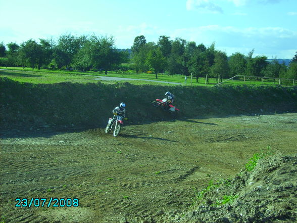 icH beiM MotoCrosS(en) - 