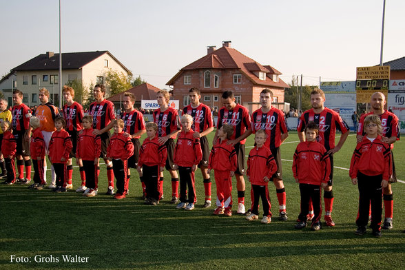 Rot-Schwarze Fußballwelt - 