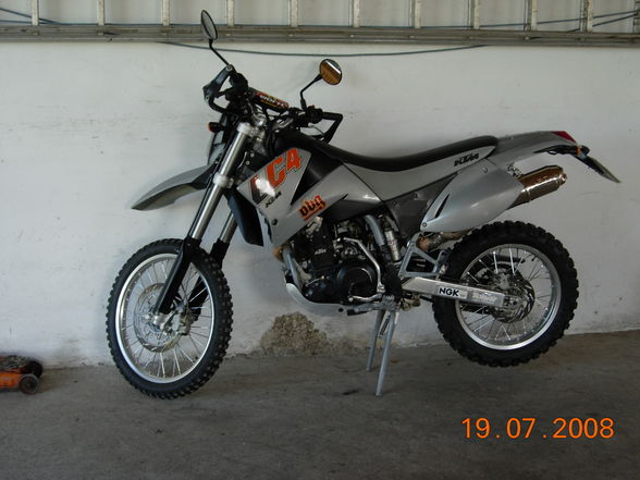 KTM - 