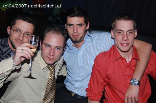 Me + Friends (fortgehen) - 