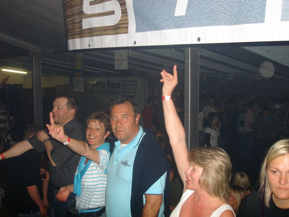 Bierzelt Kirchham 2008 - 