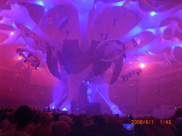 Sensation White - Prag - 