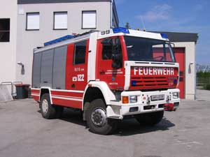 Feuerwehrauto von Ulmerfeld-Hausmening - 