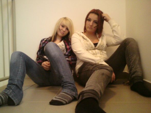 yeah....stephi and mee - 