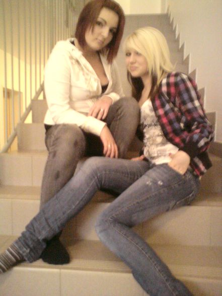 yeah....stephi and mee - 