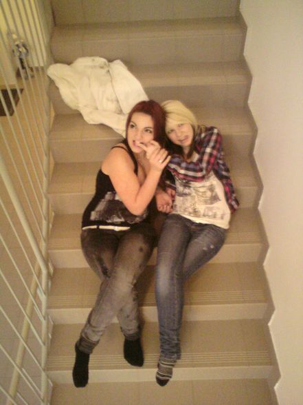 yeah....stephi and mee - 