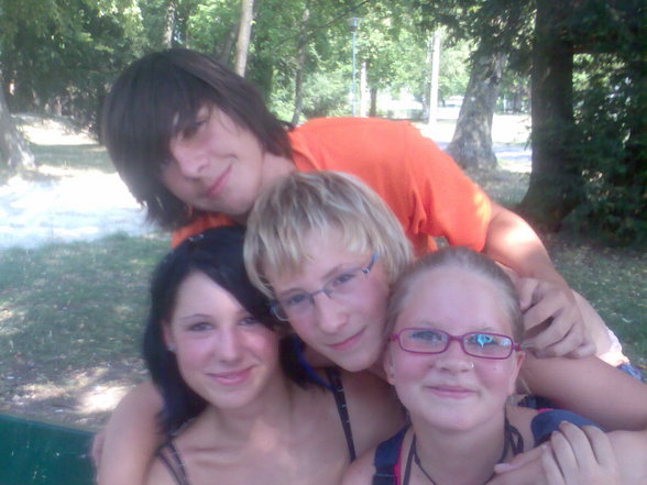 MeiiNe Friiendsz *nd ii <3 xDD - 