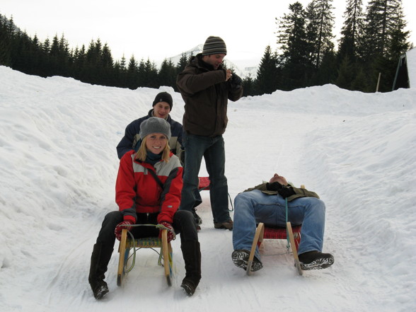 Schlittenfahren auf der Schafbachalm...! - 