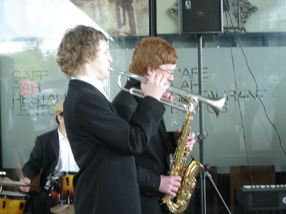 BiG bAnD*  - 