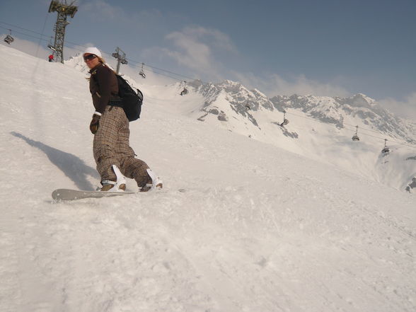 St. Anton am Arlberg_Snowboarden - 