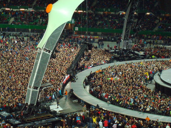 U2 30.08.2010 Wien - 