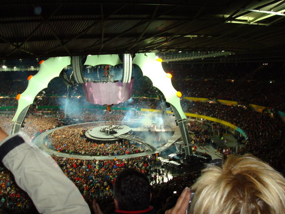 U2 30.08.2010 Wien - 