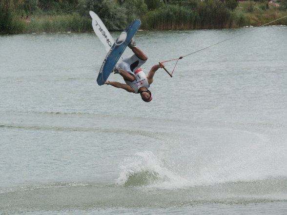 SOMMER-SONNE-WAKEBOARD - 