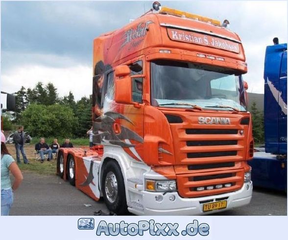 SCANIA KING OF THE ROAD  - 