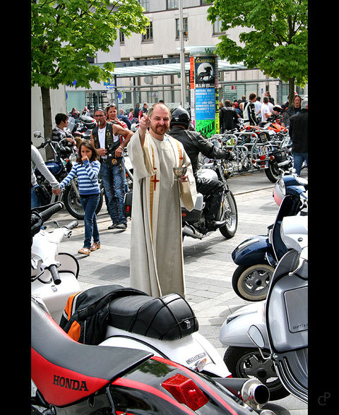 Motorrad & Vespaweihe Traun 2009 - 