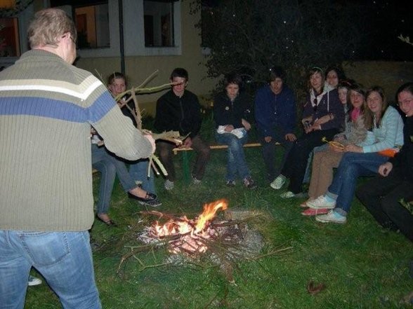 Lagerfeuer oder sowas ähnliches... - 