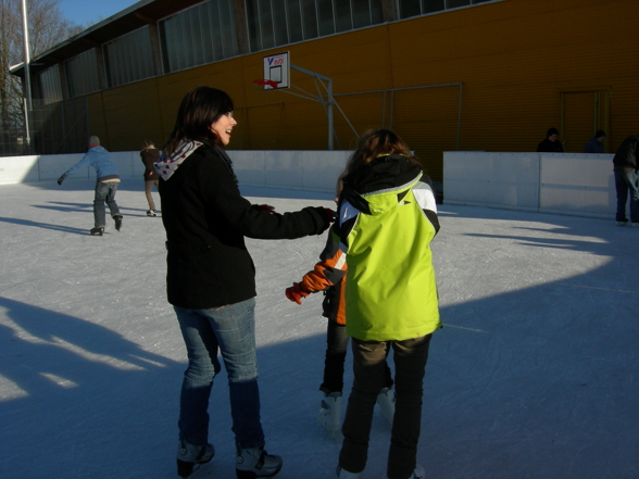 Jungscharübernachtung/Eislaufen - 