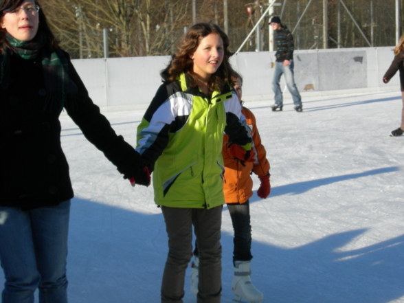 Jungscharübernachtung/Eislaufen - 