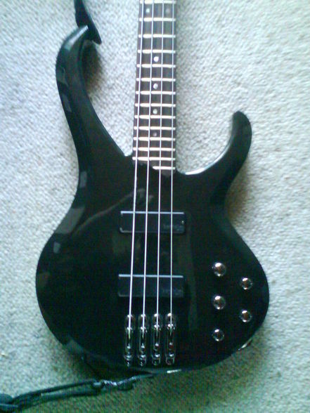 Ibanez BTB - New Monster of Bass - 