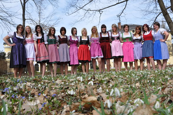 Action im Dirndl ;-) - 