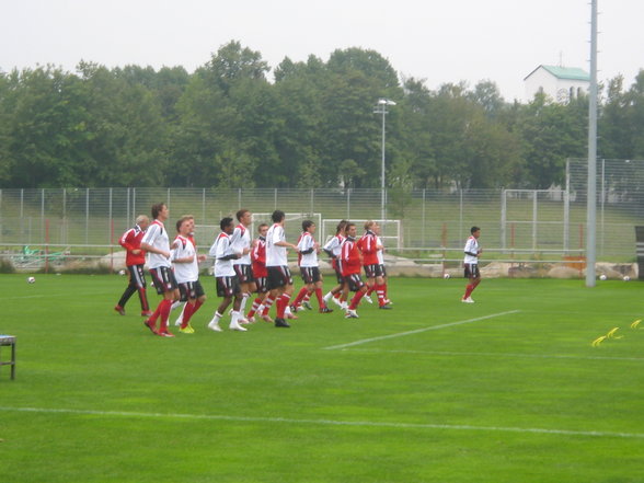 FC BAYERN TRAINING!! - 