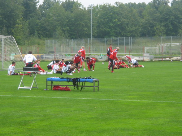 FC BAYERN TRAINING!! - 