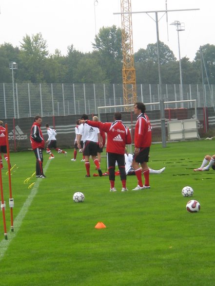 FC BAYERN TRAINING!! - 