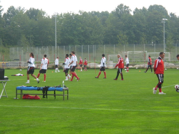 FC BAYERN TRAINING!! - 