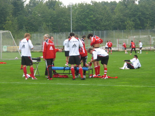 FC BAYERN TRAINING!! - 