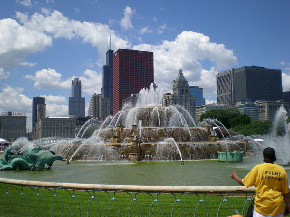 Taste Of Chicago Festival + Skyline - 