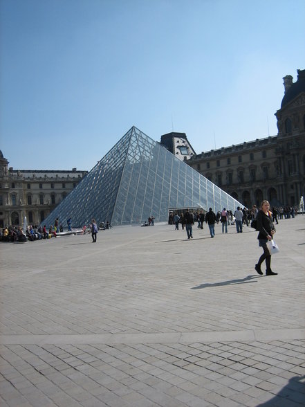 ein mädchen und ein bub in paris - 