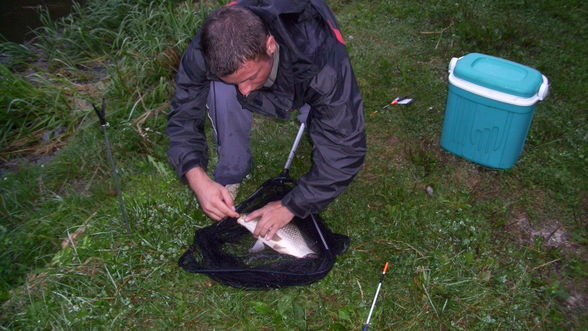 Fischen im Neumarkter Teich - 