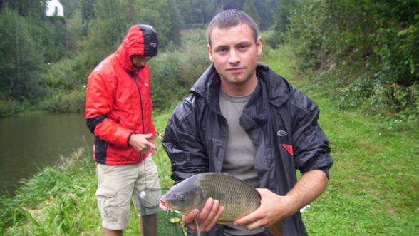 Fischen im Neumarkter Teich - 