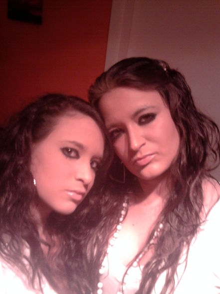 Thats_me_and_my_sista_new  - 