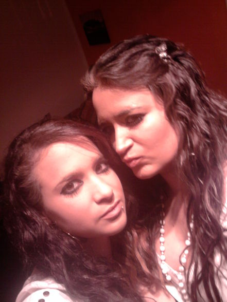 Thats_me_and_my_sista_new  - 