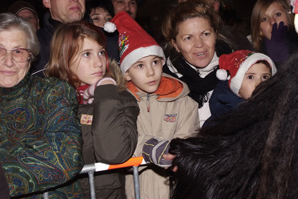 Perchtenlauf am Steyrer Stadtplatz,30.11 - 