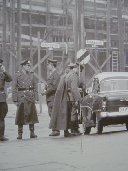 Checkpoint Charlie - 