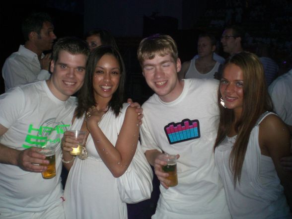 Sensation Withe Amsterdam 2008 und 2009 - 