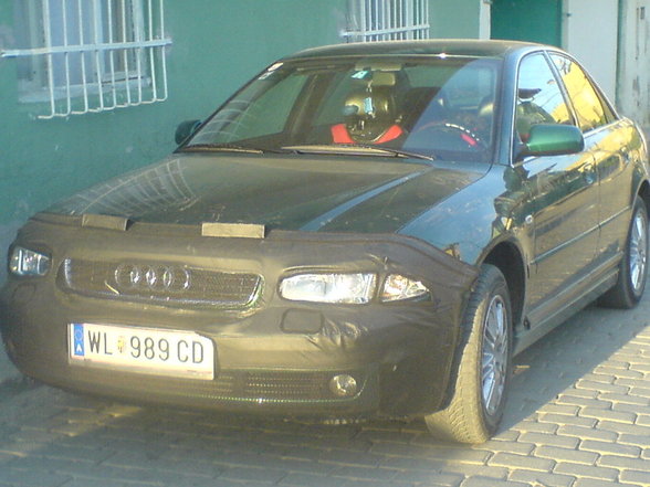 AUDI A4 - 