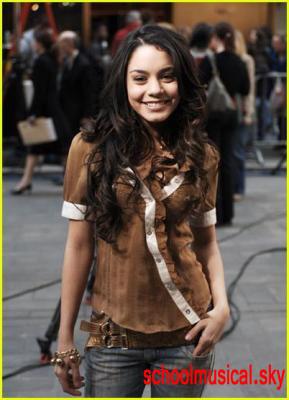 Vanessa Anne Hudgens - 