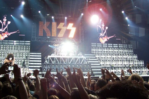 KISS ALIVE:35 (Wiener Stadthalle 2008) - 