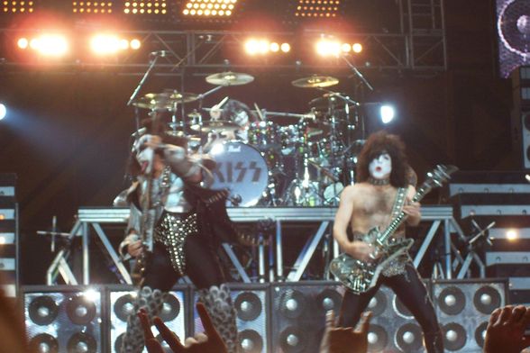 KISS ALIVE:35 (Wiener Stadthalle 2008) - 