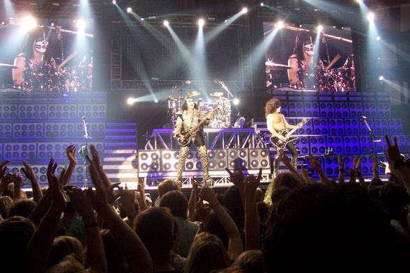 KISS ALIVE:35 (Wiener Stadthalle 2008) - 